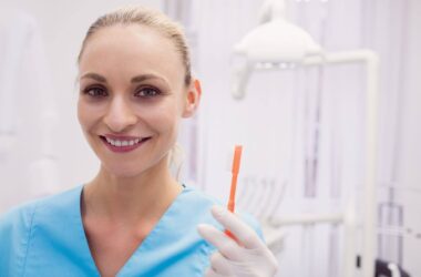 higienistka stomatologiczna zarobki