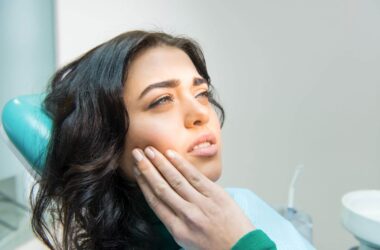 Promieniujący ból po wyrwaniu zęba